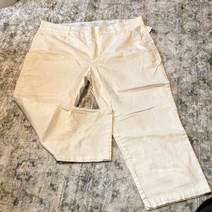 JM Collection White Pants with stretch